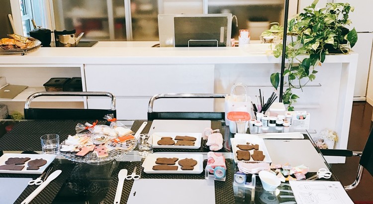 アイシングクッキー教室の開業には何が必要? 収入や資格の取り方を紹介!