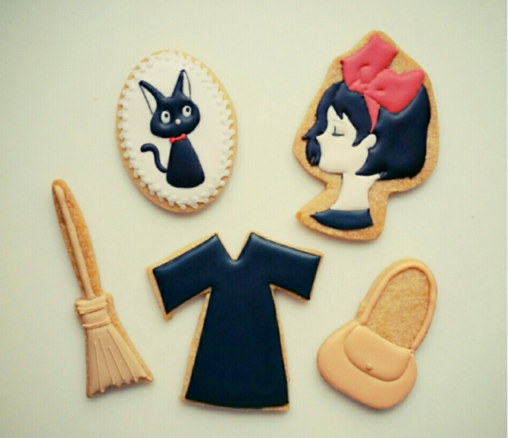 ハロウィンに作る魔女のアイシングクッキー!バリエーションレシピを3つ紹介!