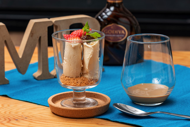 ゴディバのチョコレートリキュールと市販のアイスクリームを使ったレシピ